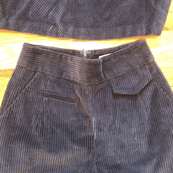 Velvet set - Picture 2 of 4